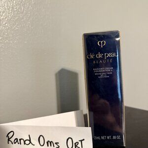 Clé de Peau Radiant Cream Foundation SPF25 040